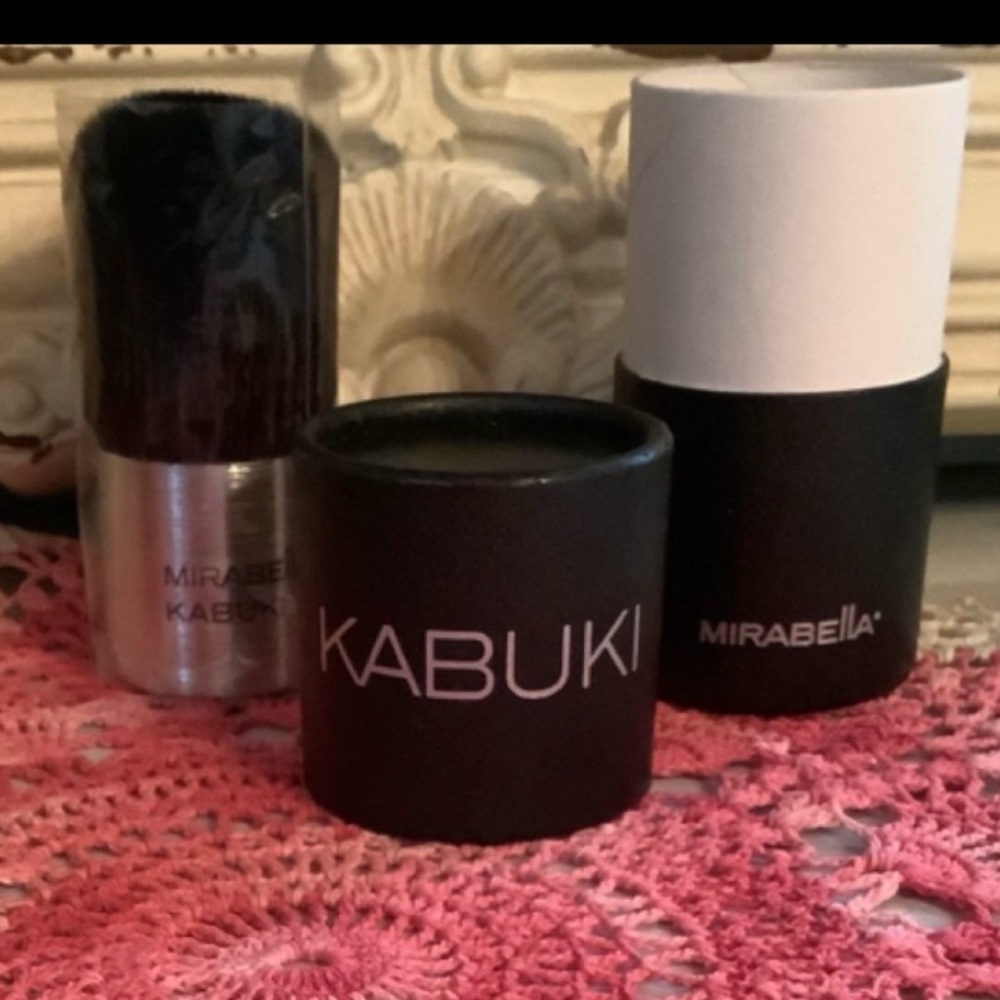 Mirabella kabuki brush